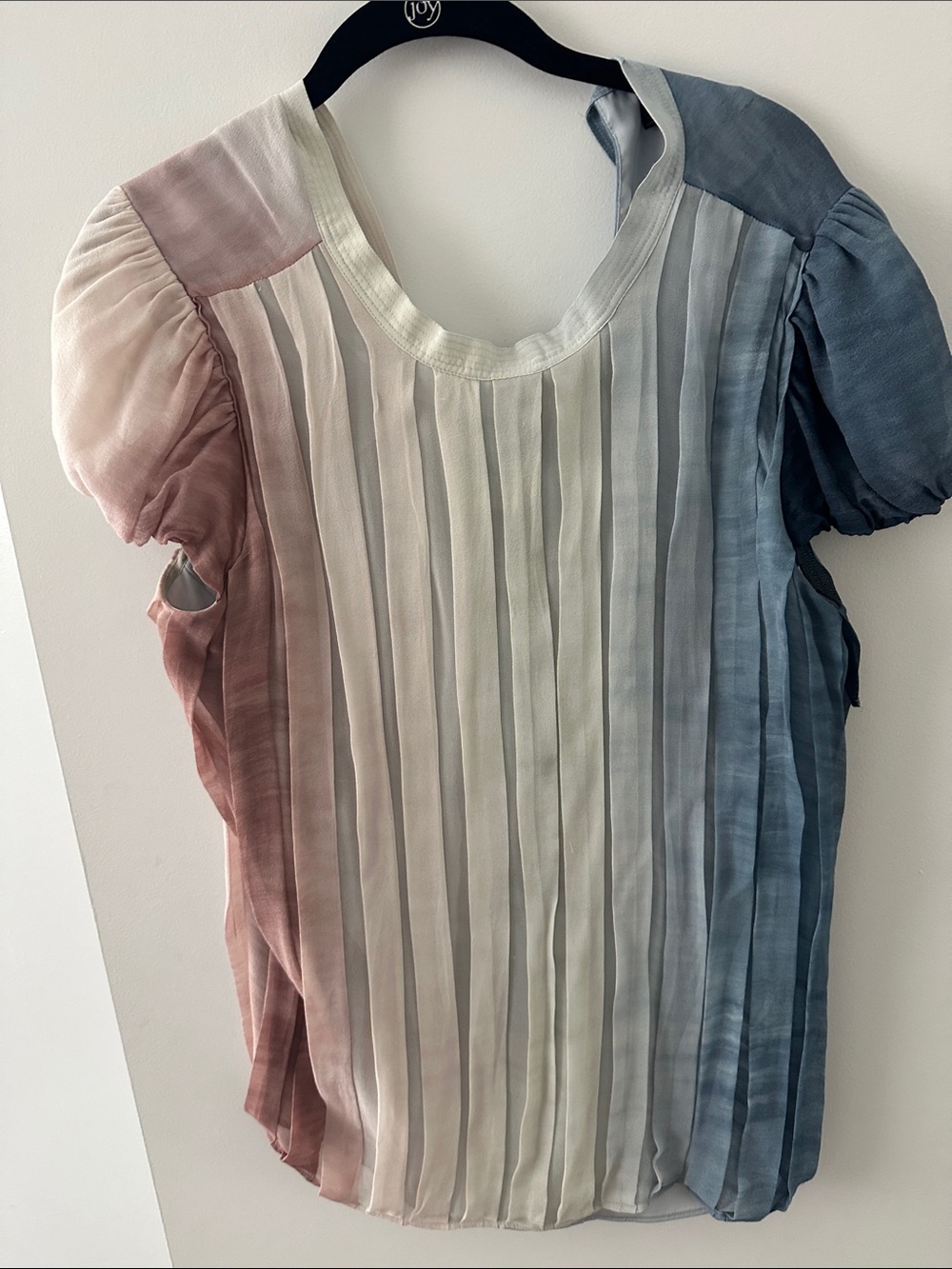 BCBG MAXAZRIA Ombre Pleated Short Sleeve Blouse - Pink, Cream & Blue